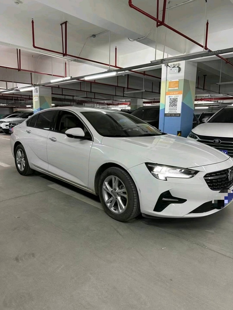 重庆21年别克君威2