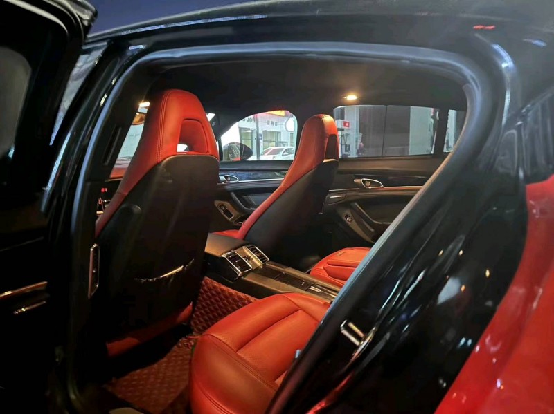 济南10年保时捷帕拉梅拉5