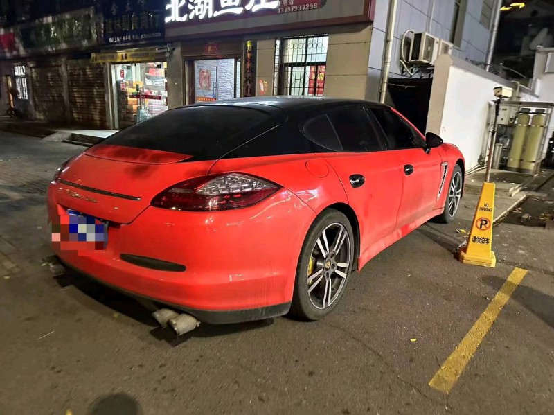 济南10年保时捷帕拉梅拉7