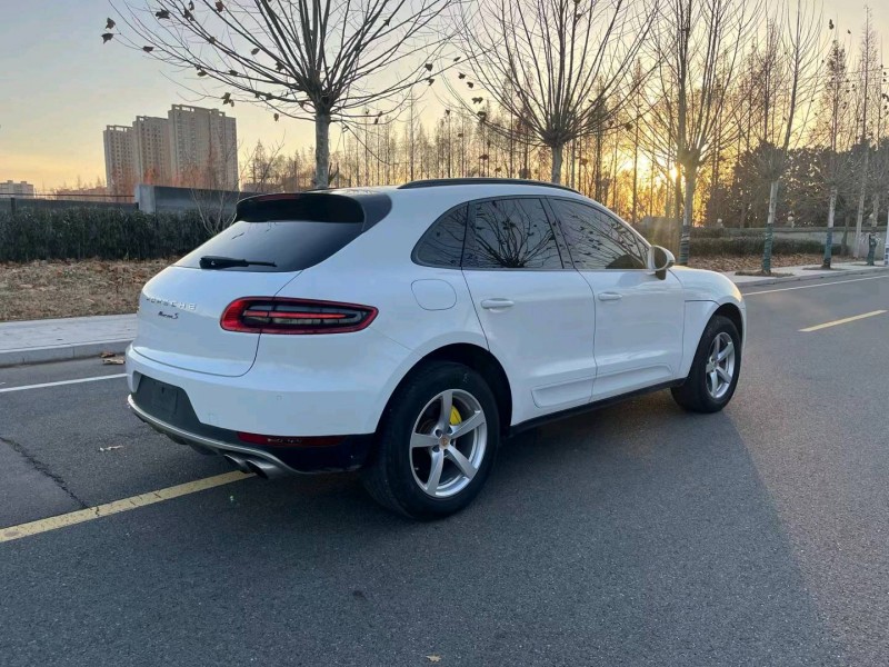 徐州16年保时捷Macan8