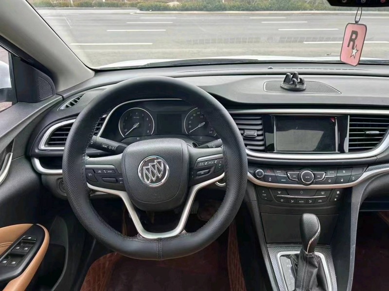 东营19年别克英朗5