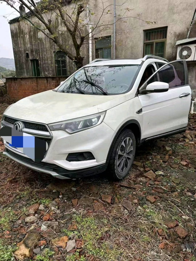 嘉兴17年东风风度2