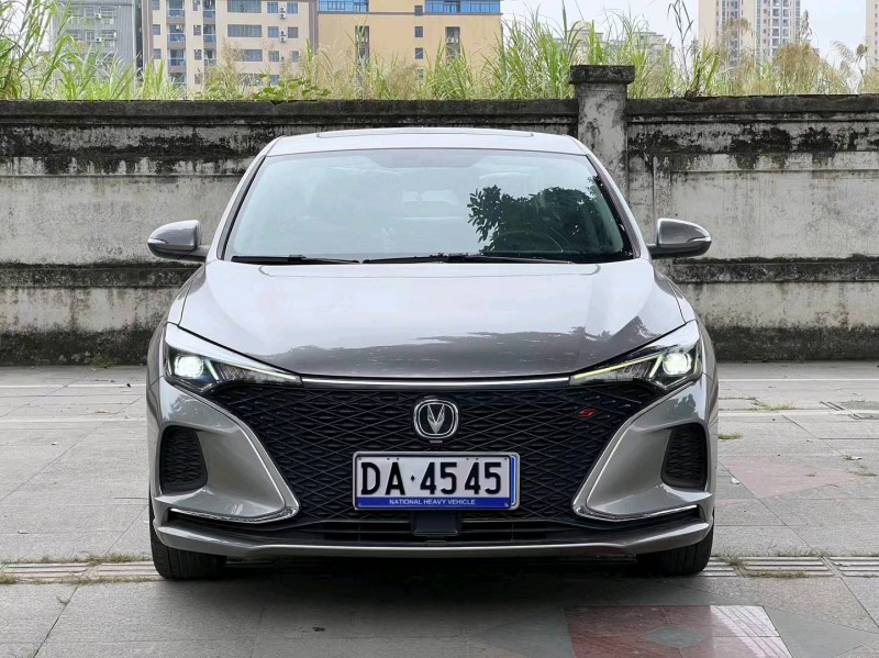 广州21年长安汽车逸动1