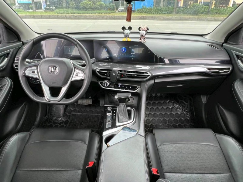 广州21年长安汽车逸动8