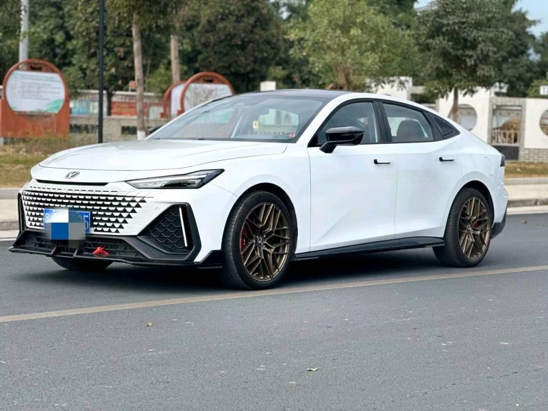 广州23年长安汽车UNI-V2