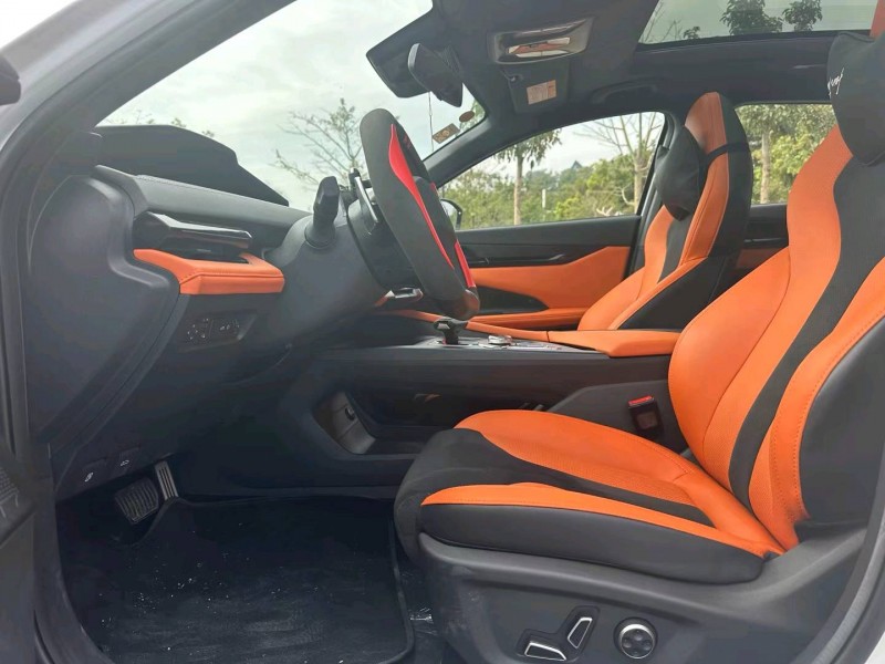 广州23年长安汽车UNI-V4