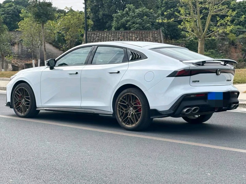 广州23年长安汽车UNI-V7