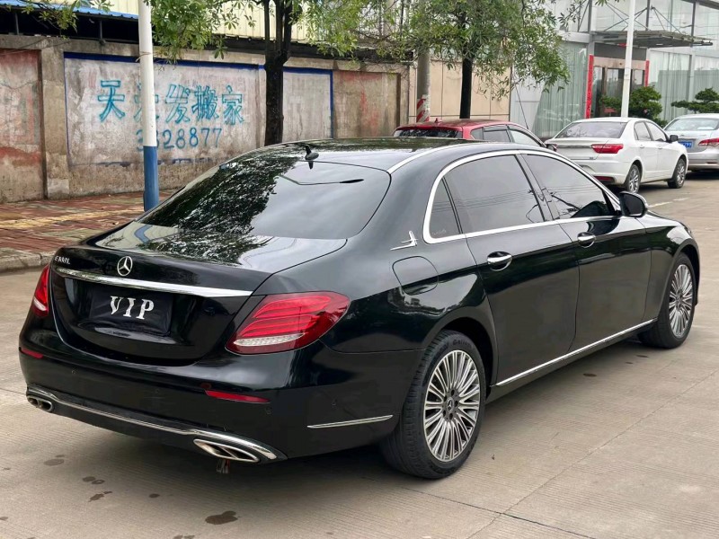 广州17年奔驰E4