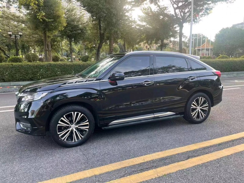 广州17年本田冠道3