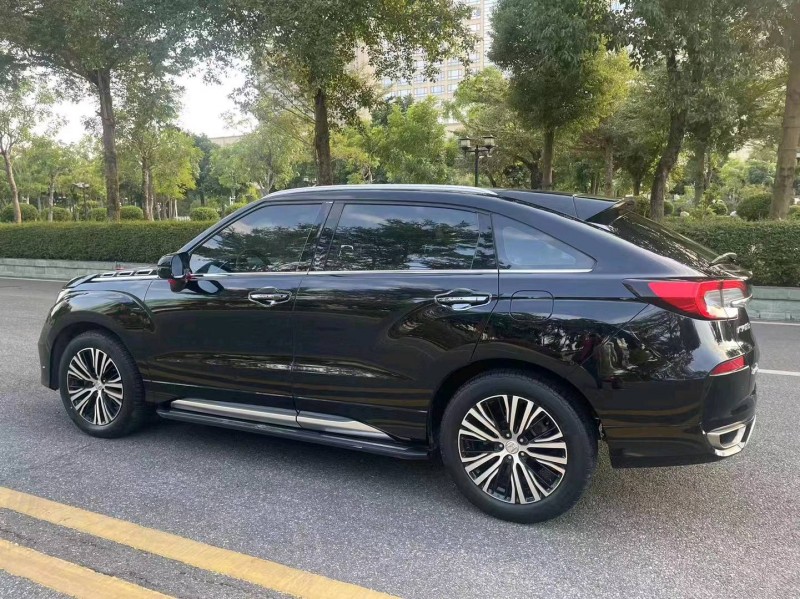 广州17年本田冠道8