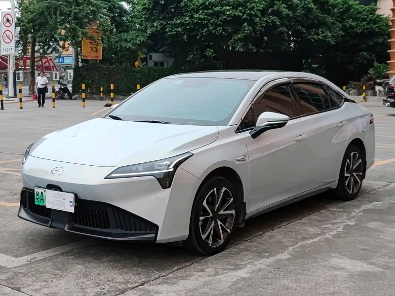 佛山23年传祺埃安S2