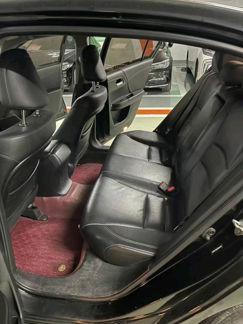 嘉兴15年本田雅阁7