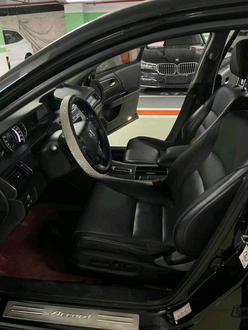 嘉兴15年本田雅阁8