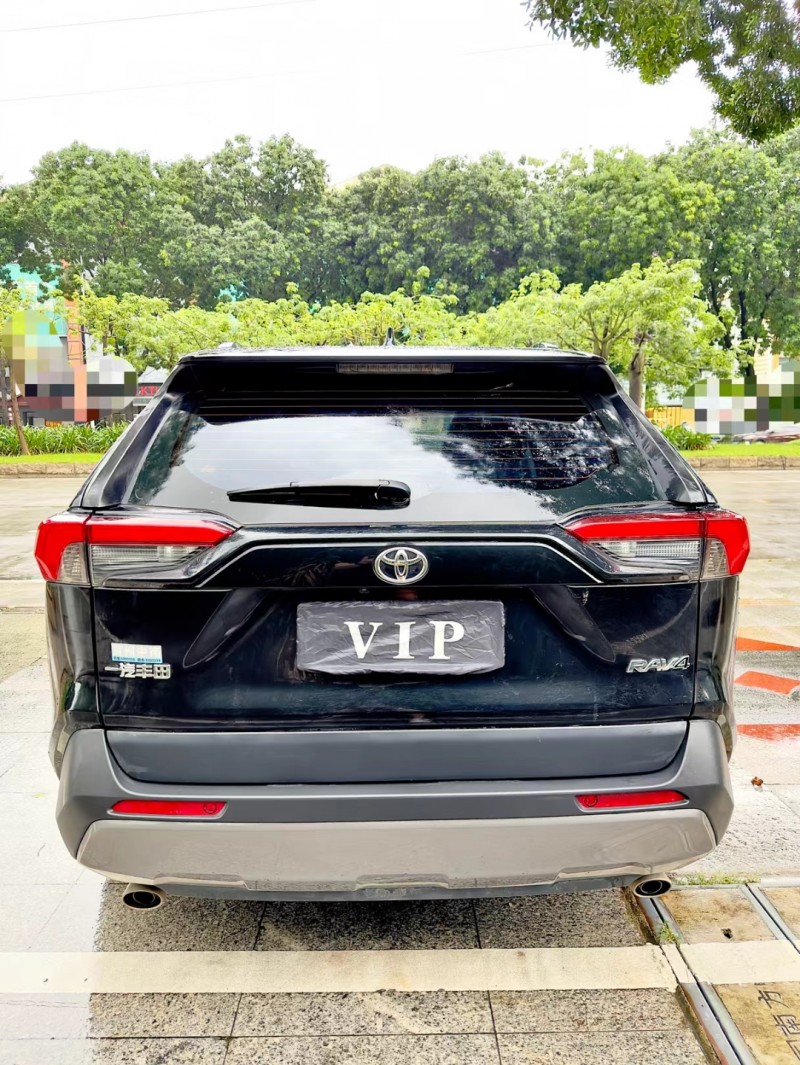 东莞21年丰田RAV4荣放9