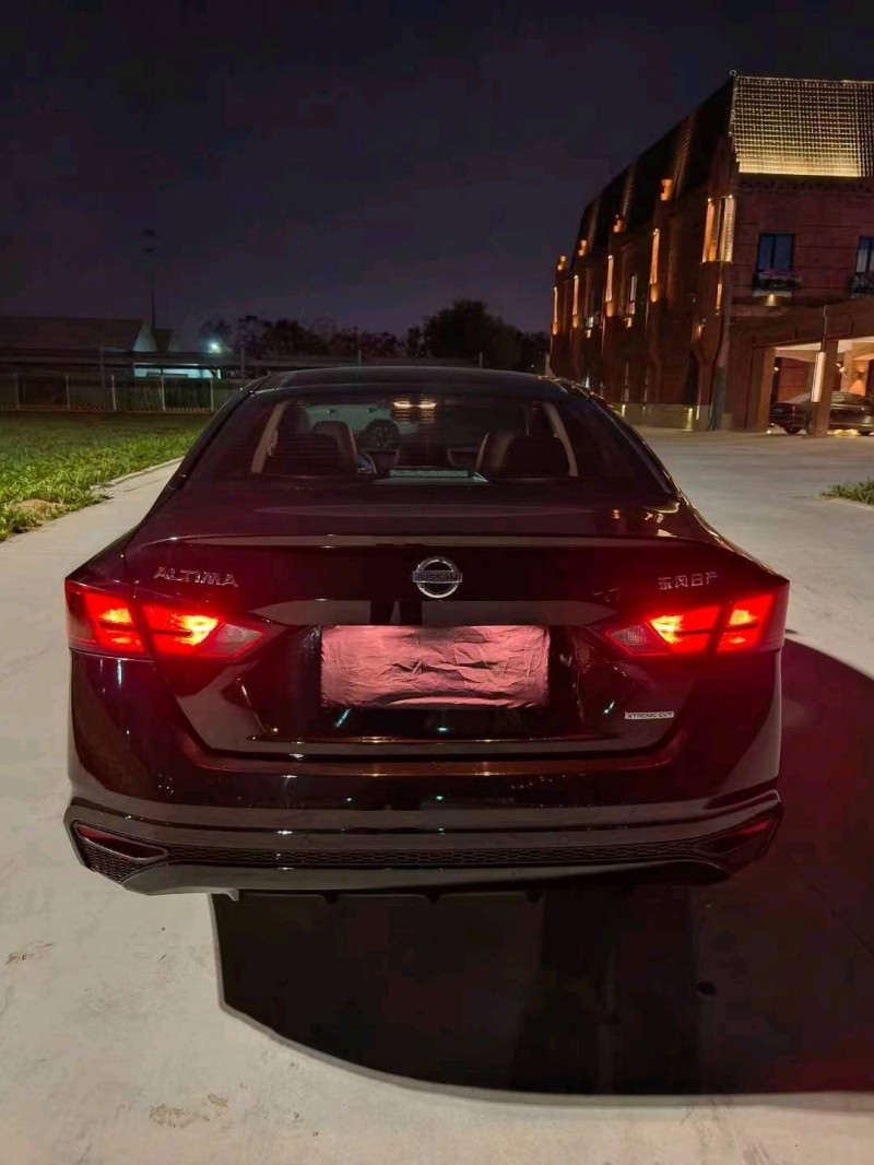 邯郸22年日产天籁3