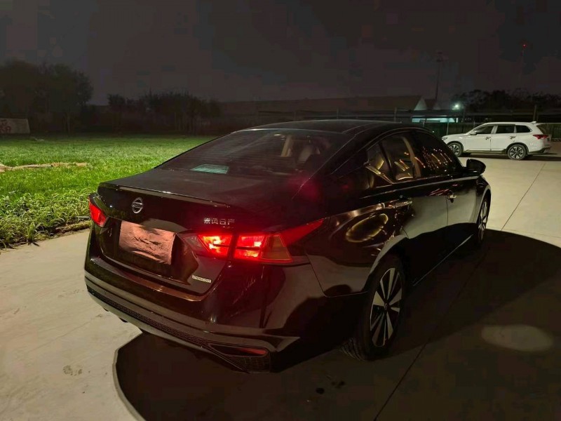 邯郸22年日产天籁8