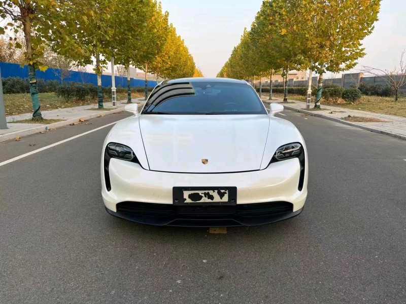 徐州22年保时捷Taycan1