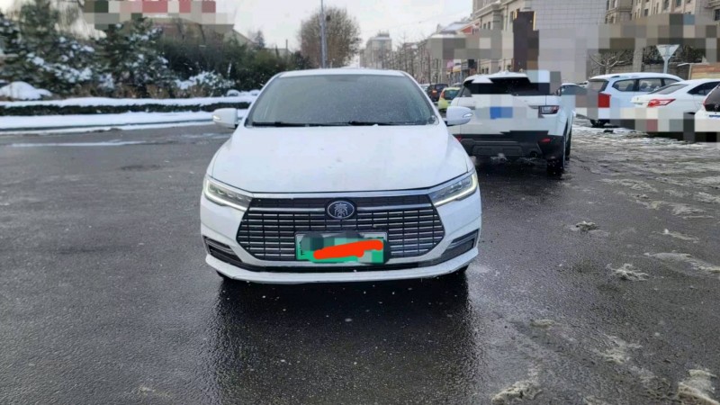 济宁23年比亚迪秦1