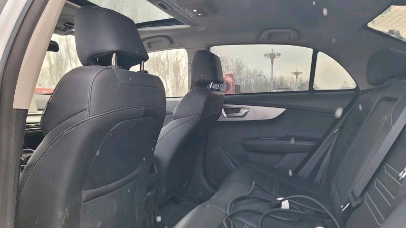 济宁23年比亚迪秦4