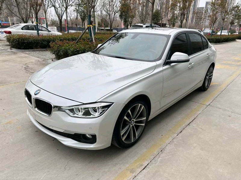 济宁16年宝马3系3