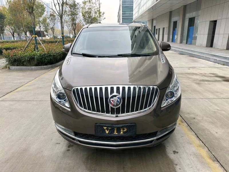 济宁14年别克GL81