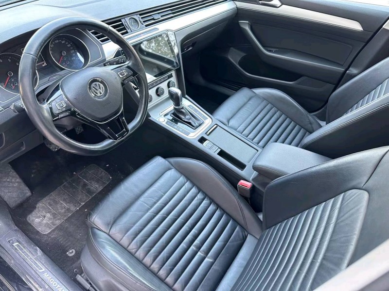 济宁17年大众迈腾4