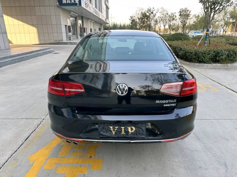 济宁17年大众迈腾9