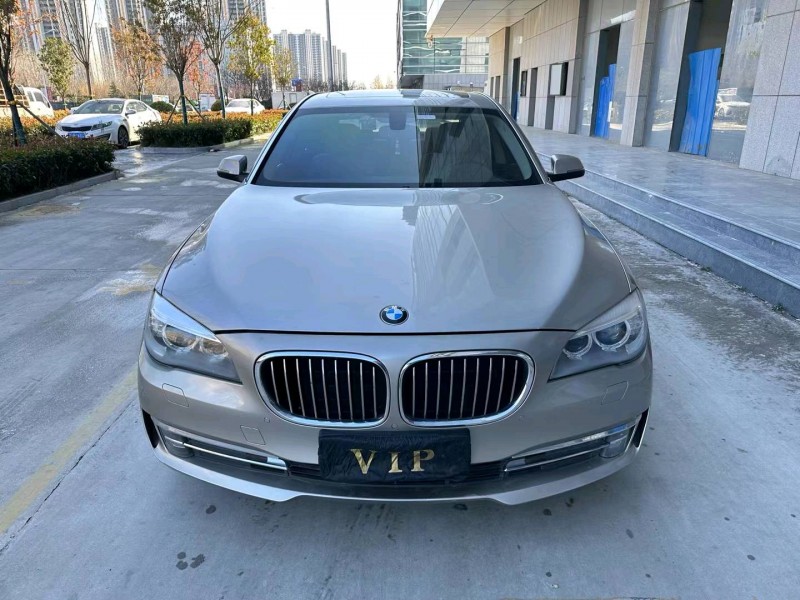 济宁14年宝马7系1