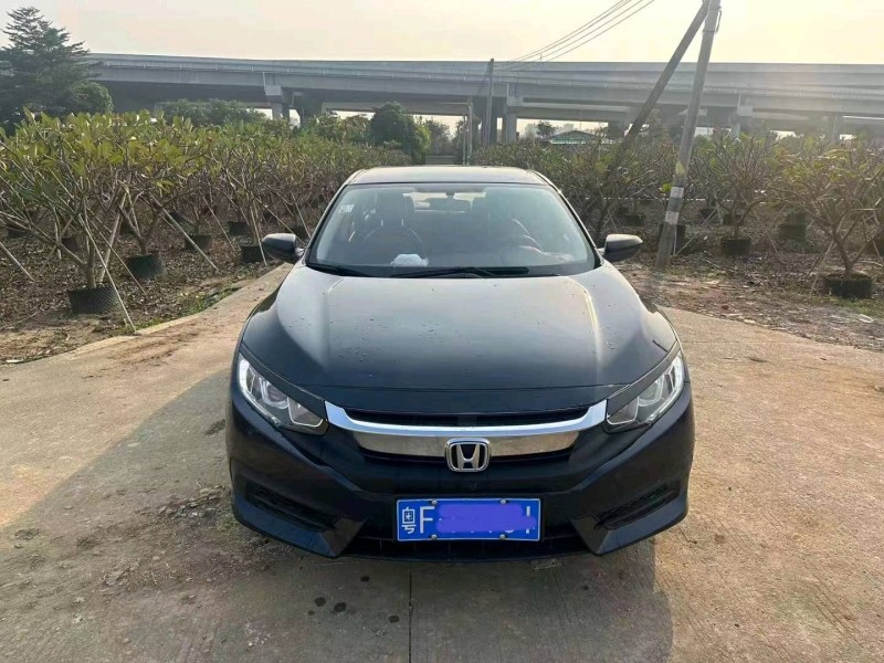 珠海17年本田思域1
