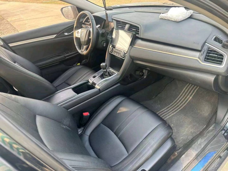 珠海17年本田思域7