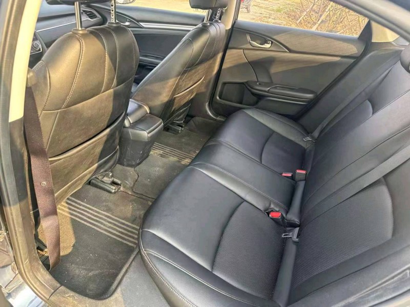 珠海17年本田思域8