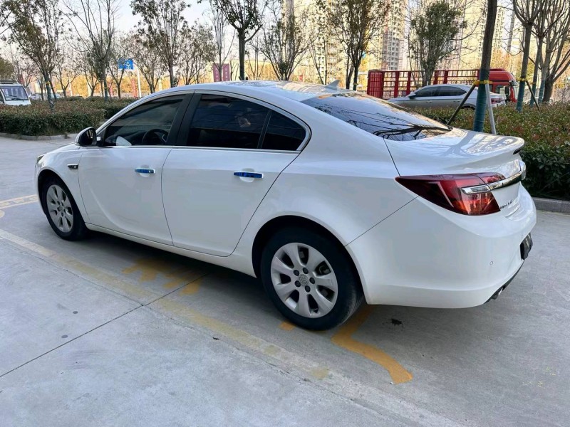 济宁15年别克君威7