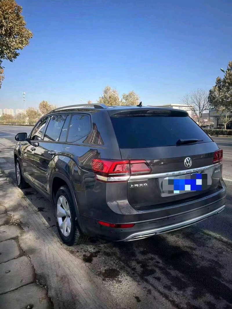 邯郸17年大众途昂7