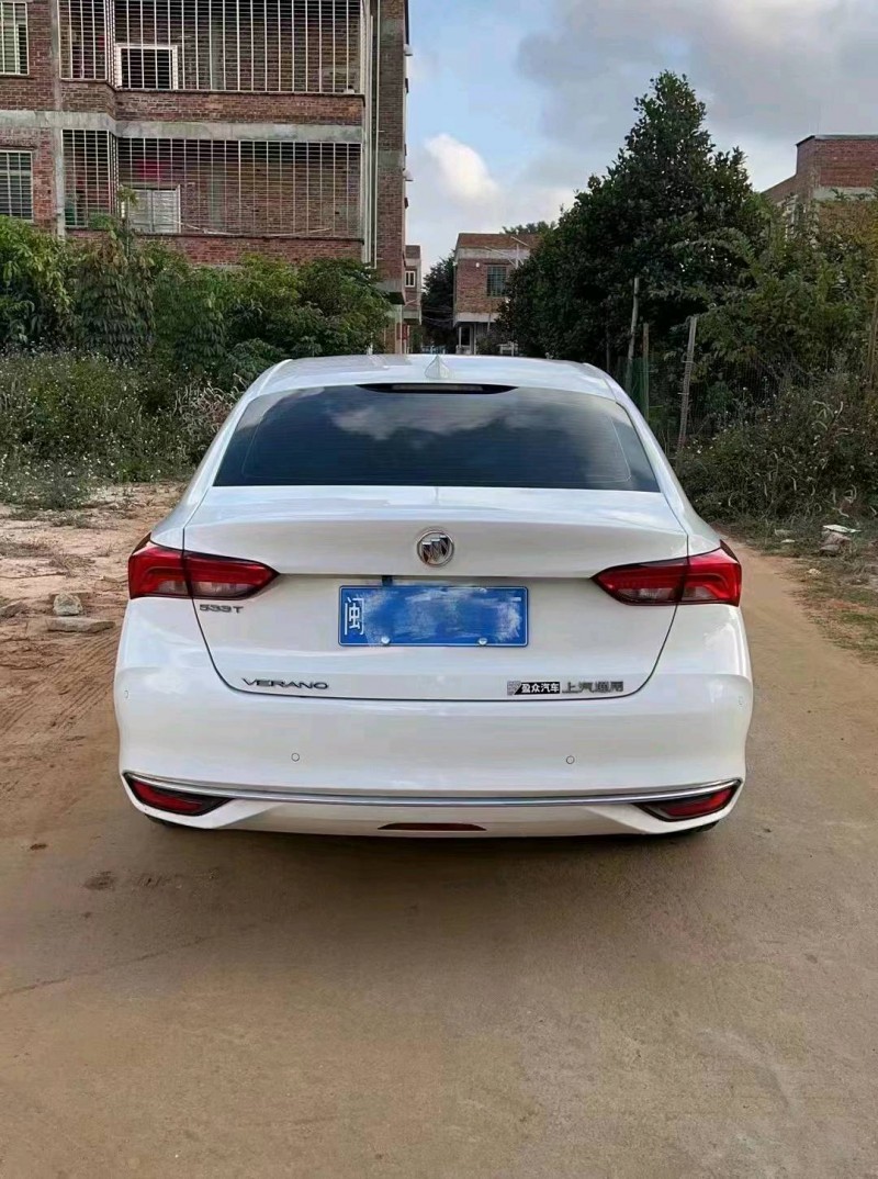 汕头23年别克威朗2