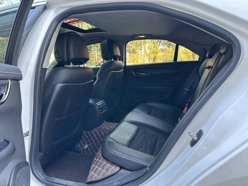 济宁19年凯迪拉克ATS-L4