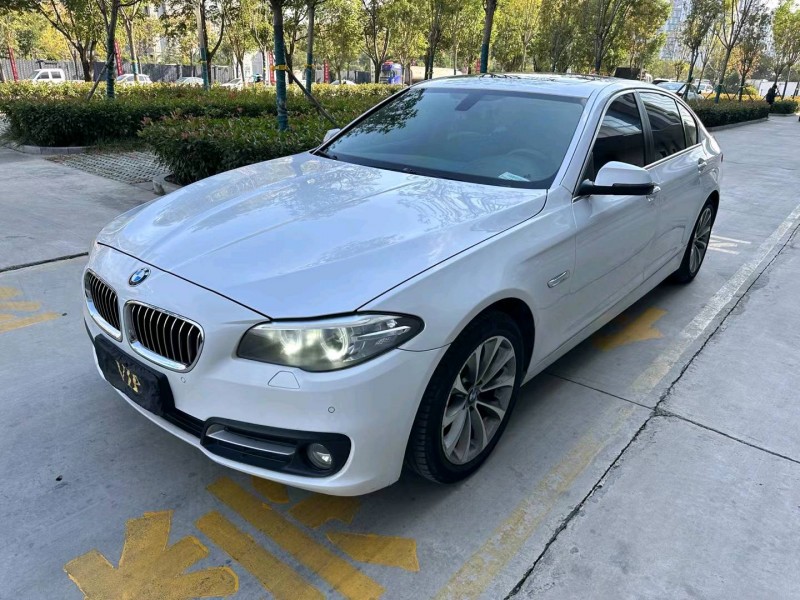 济宁17年宝马5系3