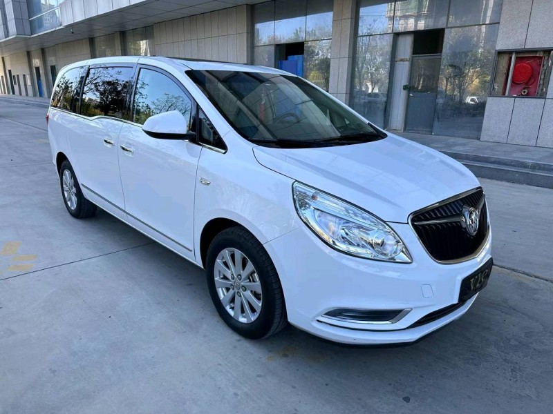 济宁19年别克GL83