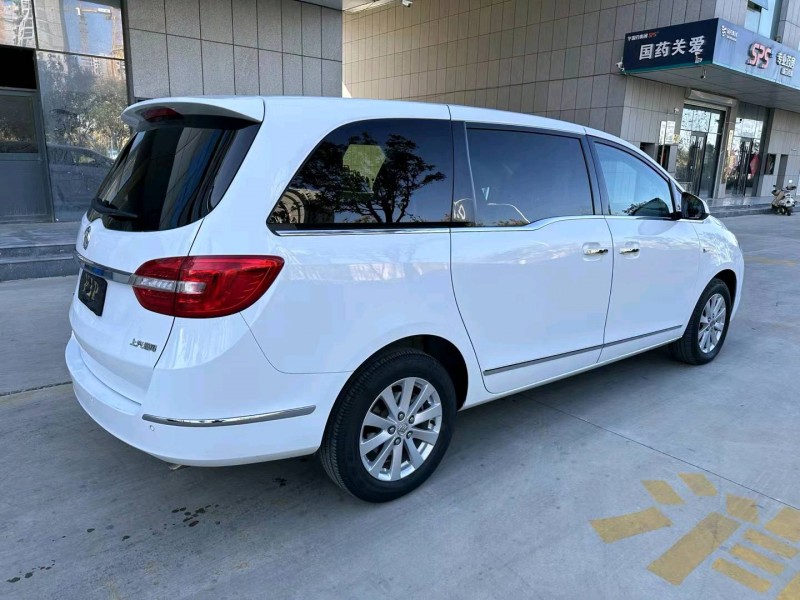 济宁19年别克GL88