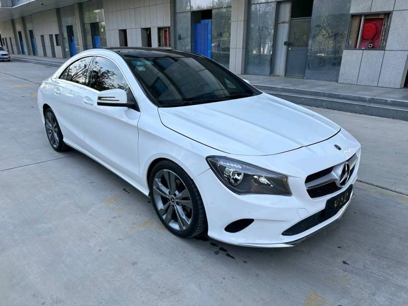 济宁18年奔驰CLA3