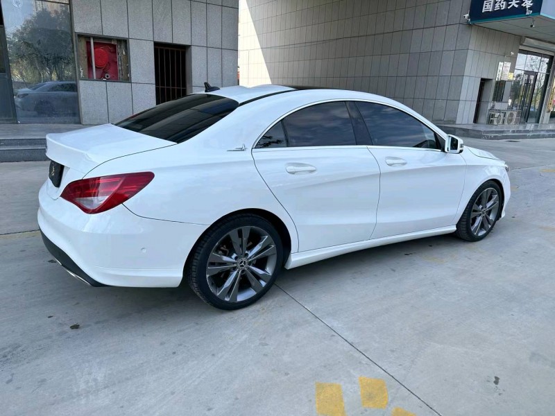 济宁18年奔驰CLA7