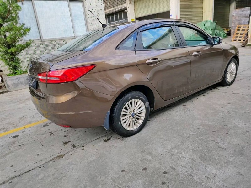 广州17年福特福睿斯7