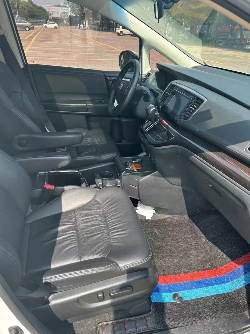 珠海19年本田奥德赛4