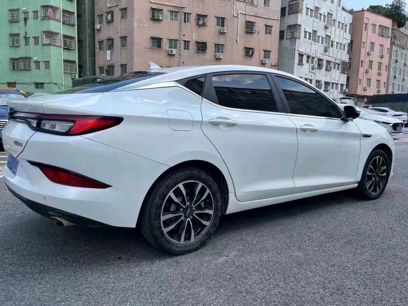 珠海20年江淮思皓A57