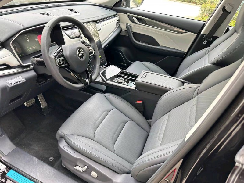 济宁23年威马汽车EX-54