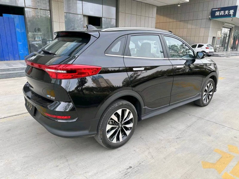 济宁23年威马汽车EX-58