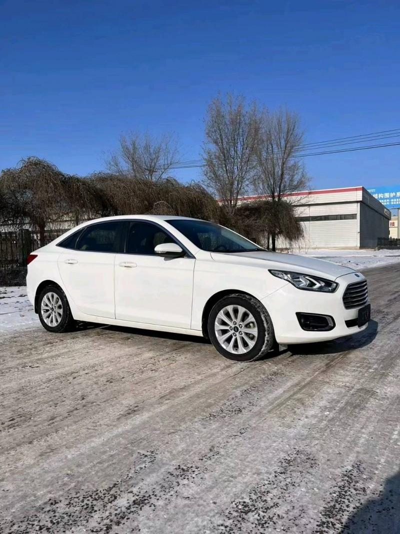 沈阳16年福特福睿斯4