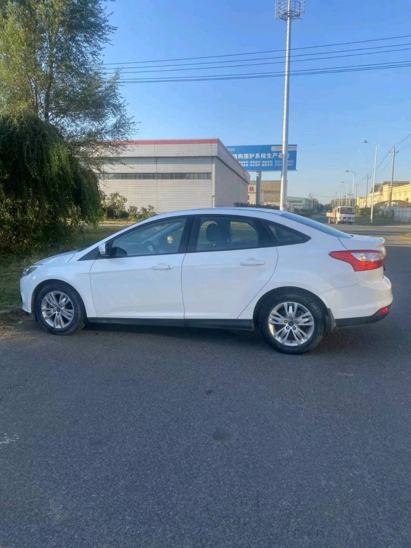 沈阳15年福特福克斯2