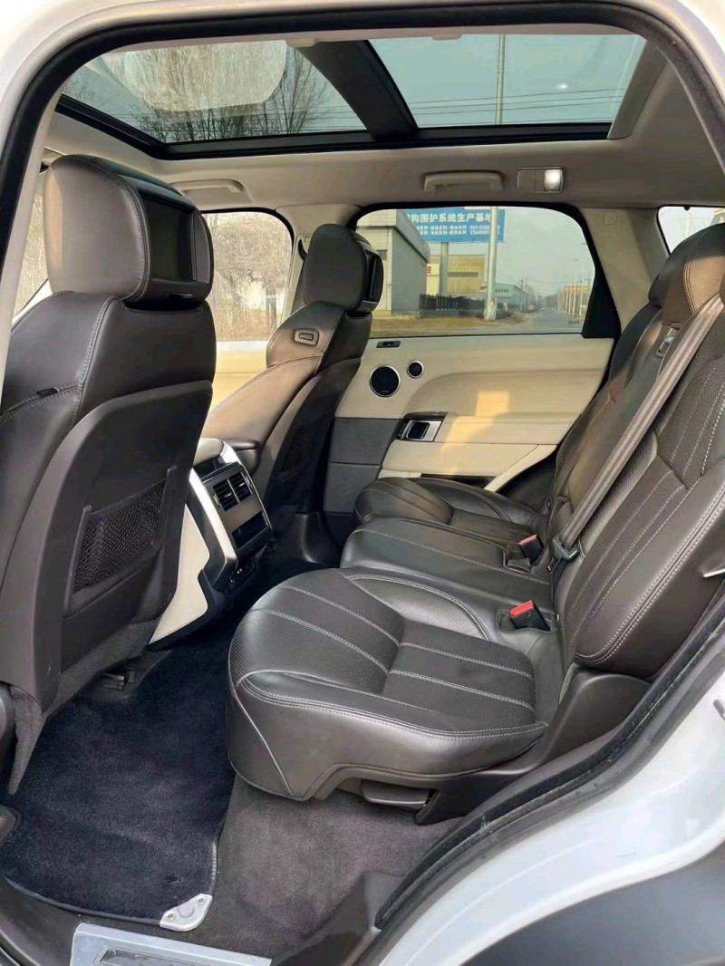 沈阳14年路虎揽胜运动10