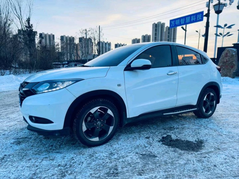 沈阳17年本田缤智2