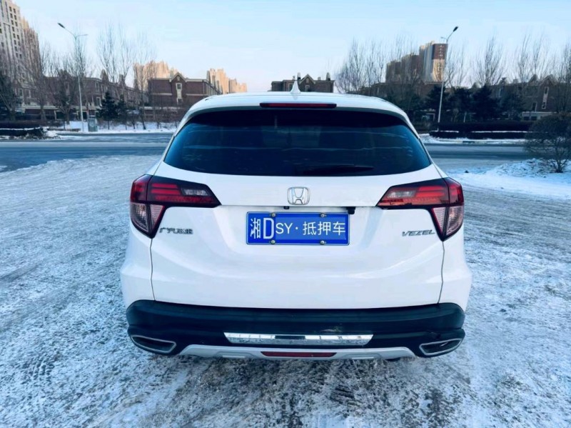 沈阳17年本田缤智5